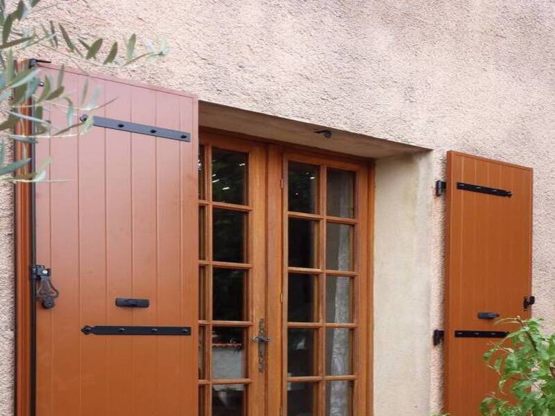 Pose de volets battant aluminium sur gonds existant  La Farlede