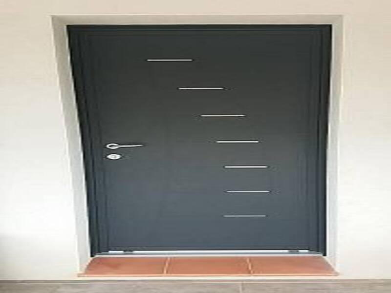 Installation d'une porte d'entre en ALU gris anthracite